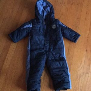 XL Roots snowsuit with detachable mitts and boots